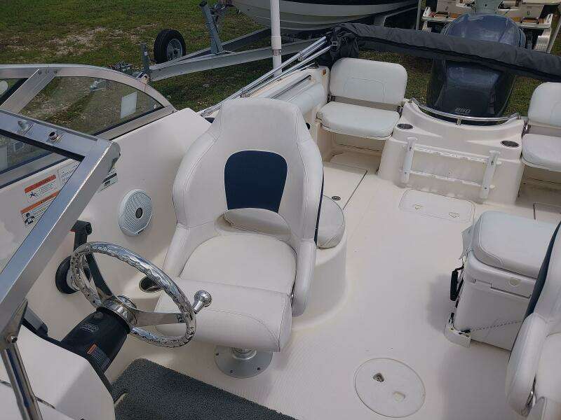 2008 Wellcraft Sportsman 250