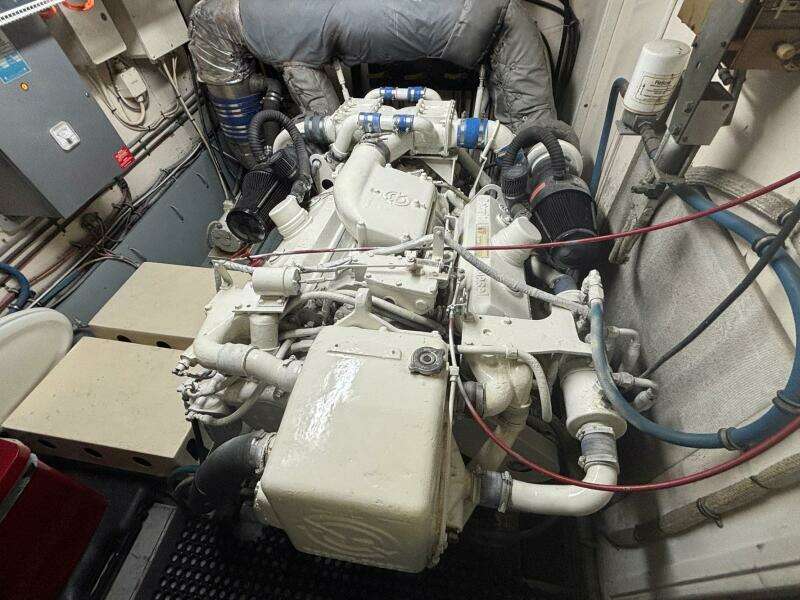 1987 Hatteras Flybridge