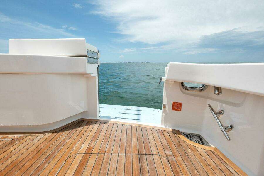 2015 Viking 52 Open "Terrabbean"