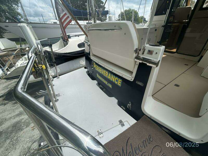 28' Cutwater swimplatform