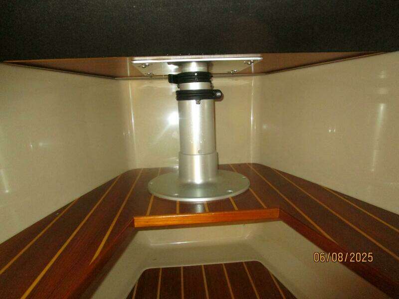28' Cutwater master stateroom table base