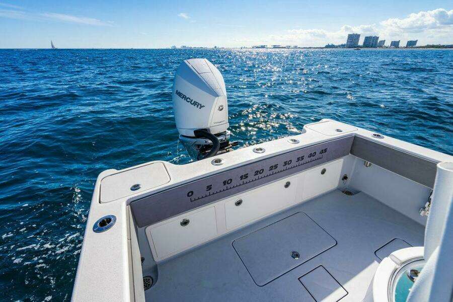 2026 Reef Runner 230