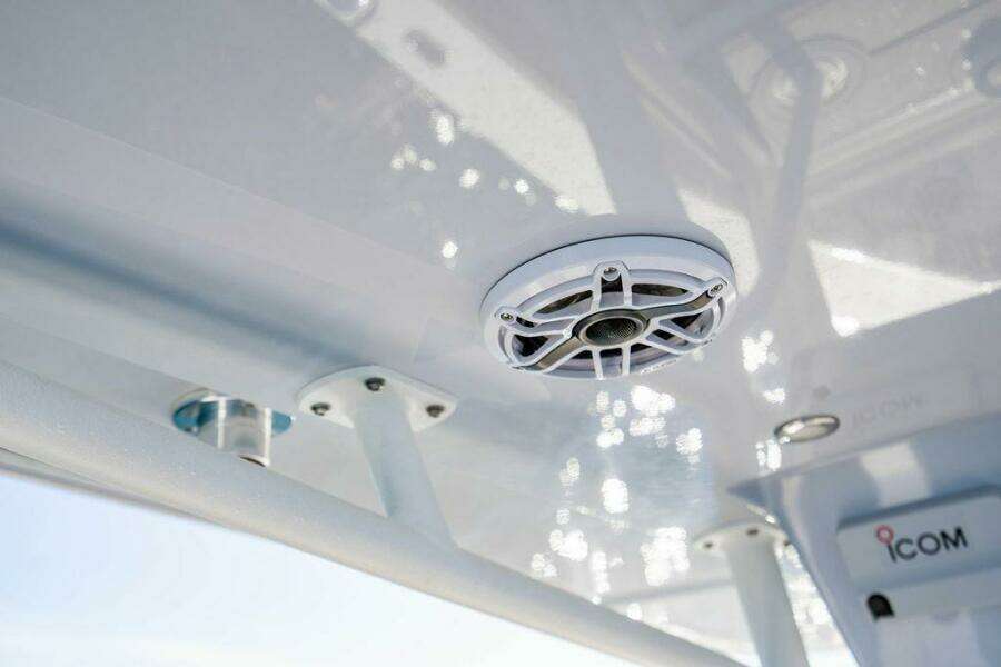 2026 Reef Runner 230