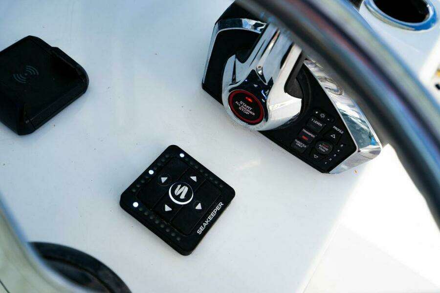 2026 Reef Runner 280