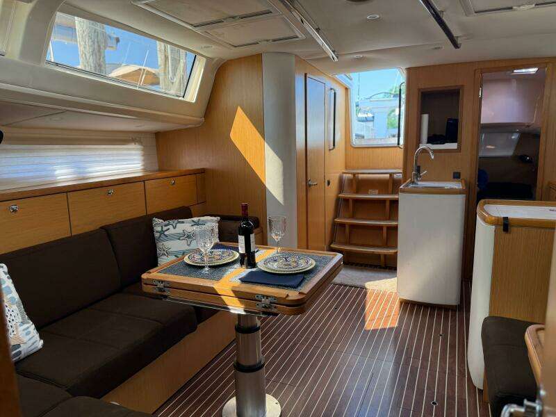 2012 Bavaria Vision 46