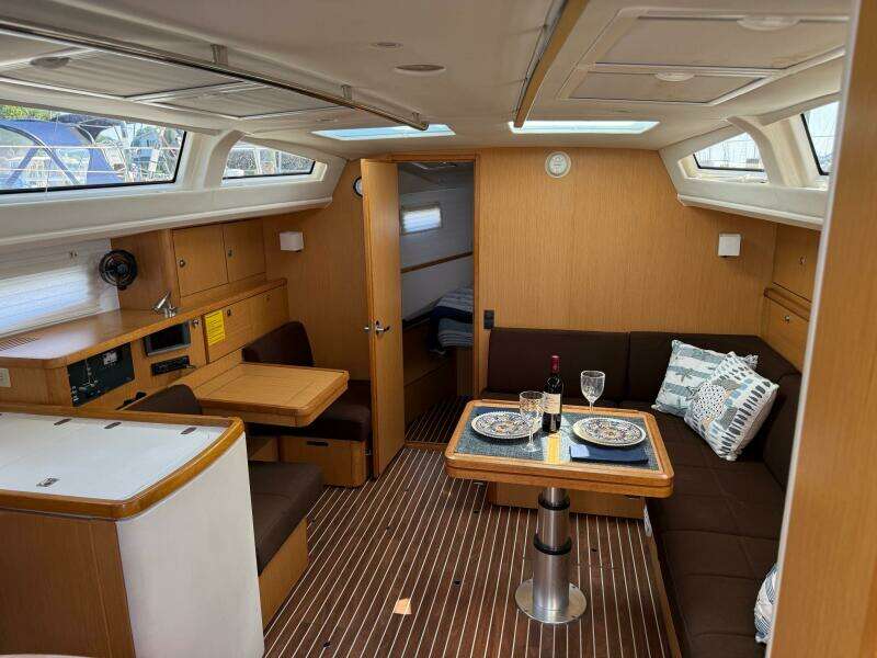 2012 Bavaria Vision 46