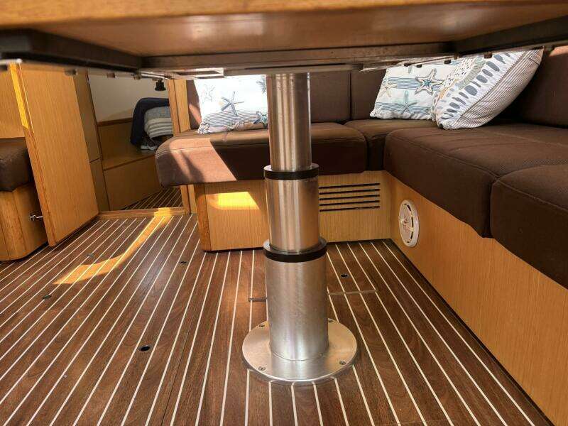 2012 Bavaria Vision 46