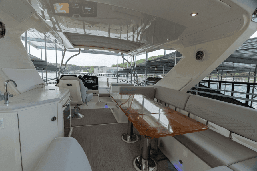 2018 Sea Ray L550 FLY