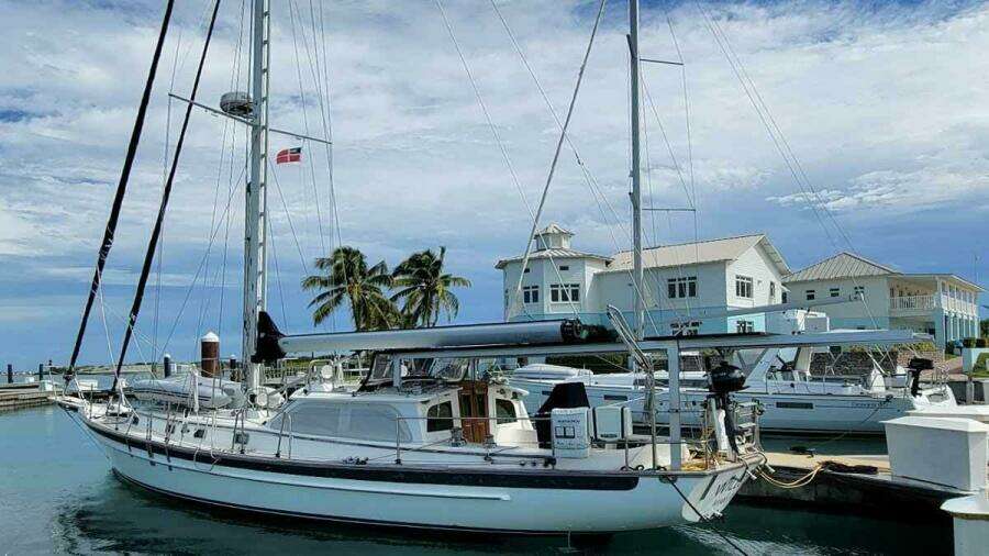2005 Cabo Rico 42 Pilothouse