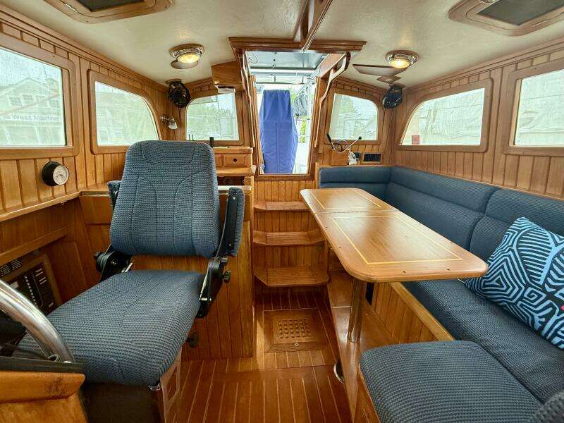 2005 Cabo Rico 42 Pilothouse