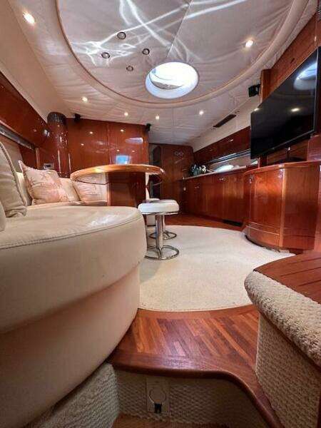 2006 Viking Princess 58V