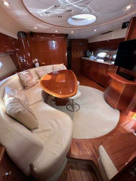 2006 Viking Princess 58V