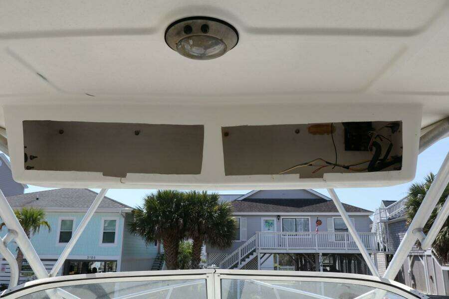 2005 Sea Boss 235 Walkaround