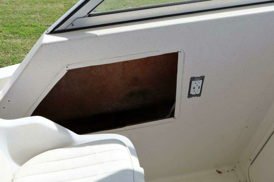 2005 Sea Boss 235 Walkaround