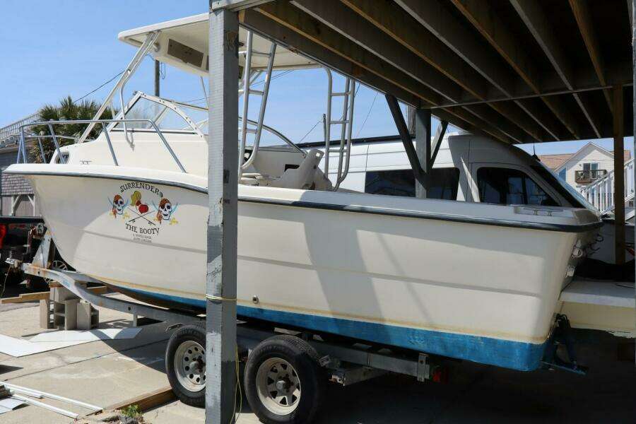 2005 Sea Boss 235 Walkaround