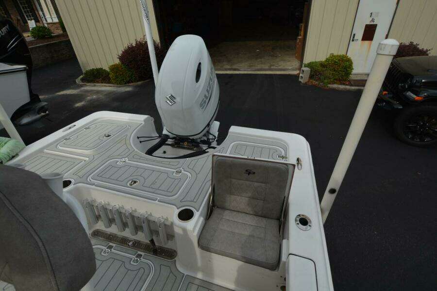 2021 Sea Pro 228 Bay