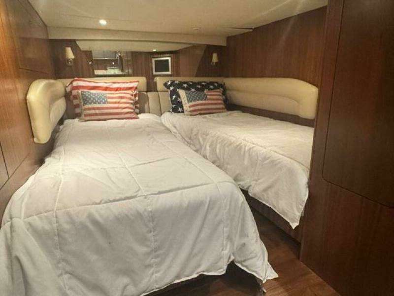 2006 Tiara Yachts 43 Sovran