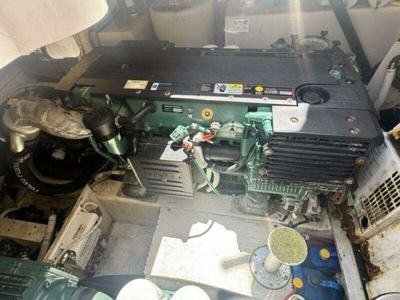 2006 Tiara Yachts 43 Sovran