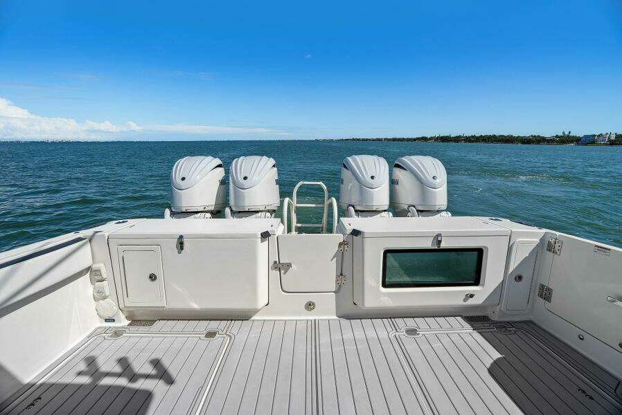 2022 World Cat 400 CC-X - Cockpit