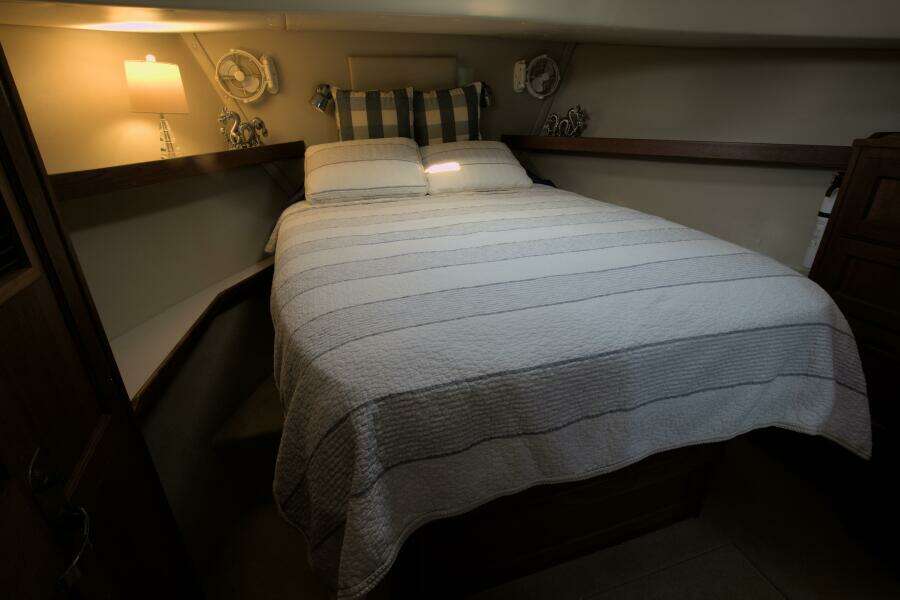 2000 Nordic Tugs 42 Millennium