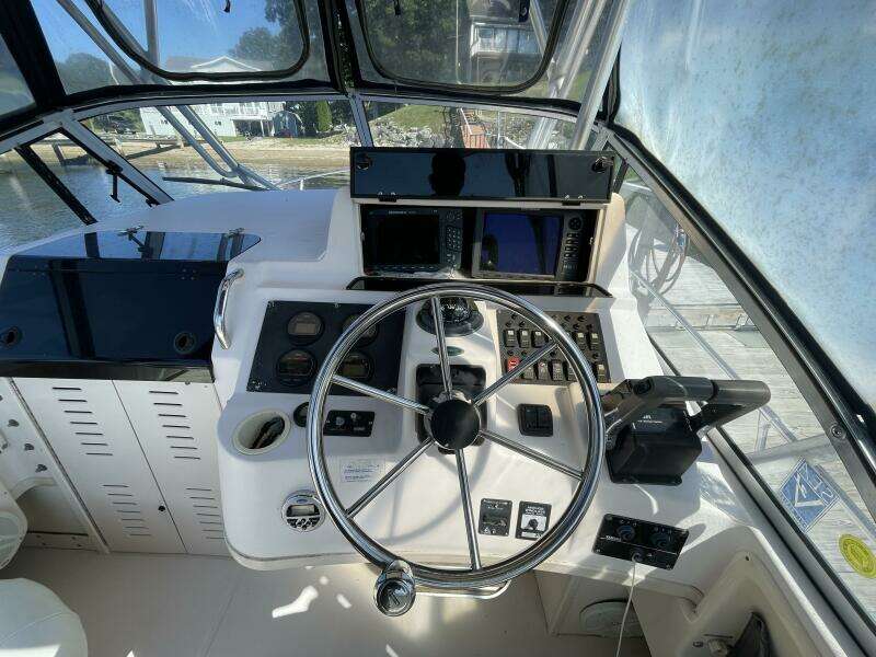 2001 Grady-White 282 Sailfish
