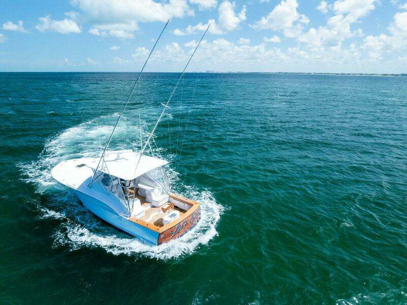 2018 Custom Carolina 35 Express