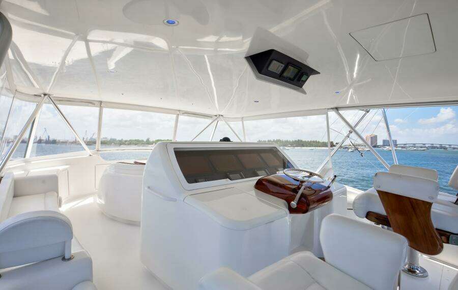 2010 Viking 82 Convertible