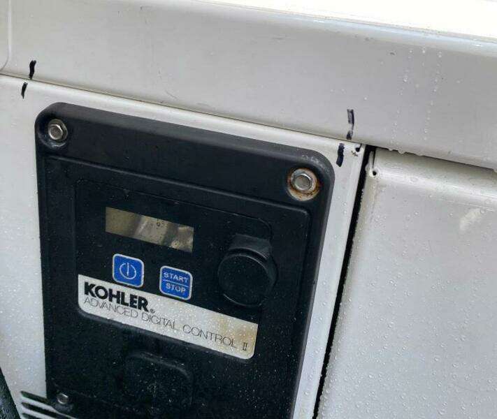 2006 Carver 36 Mariner