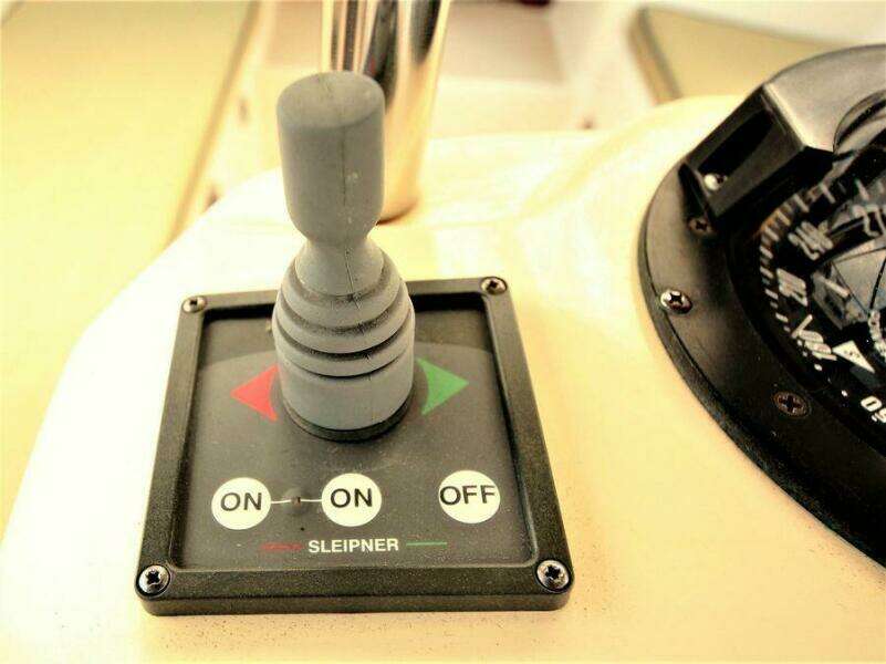 2000 Island Packet 420