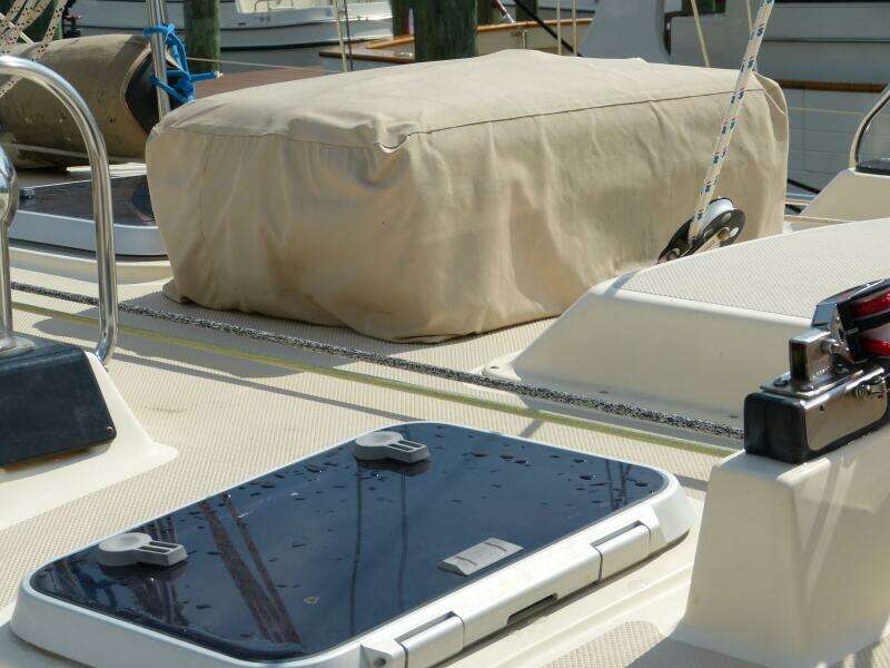 2000 Island Packet 420