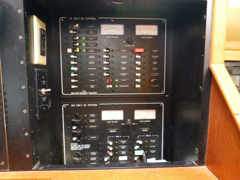 2000 Island Packet 420