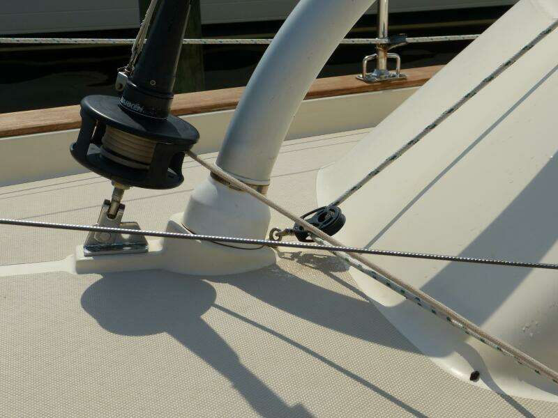 2000 Island Packet 420