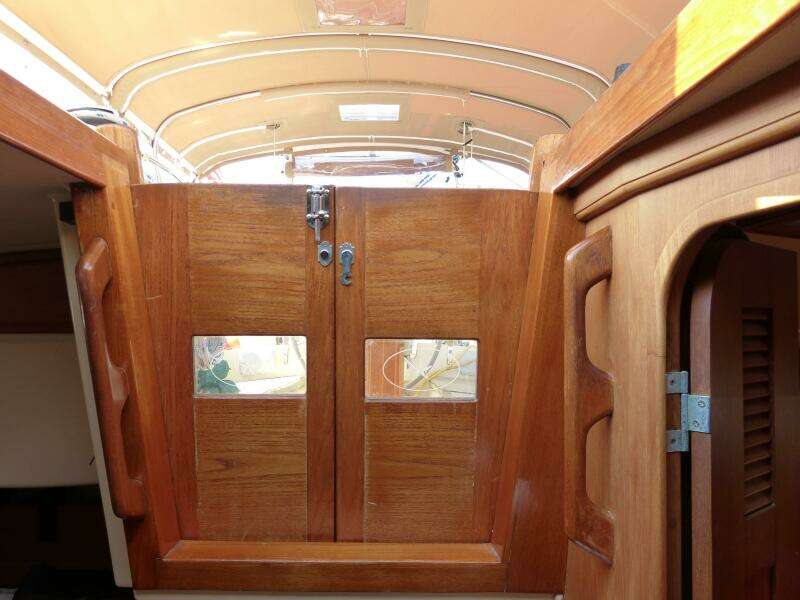 2000 Island Packet 420