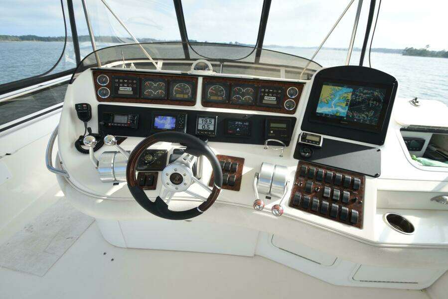 2000 Sea Ray 480 Sedan Bridge Power 9850225 983774546 0 240620250706 42