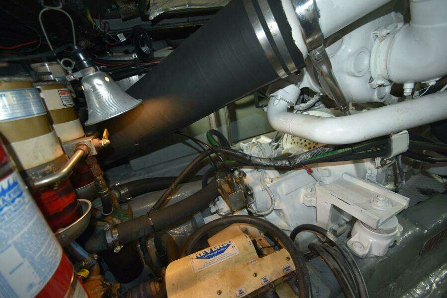 2000 Sea Ray 480 Sedan Bridge Power 9850225 983774577 0 240620250709 72