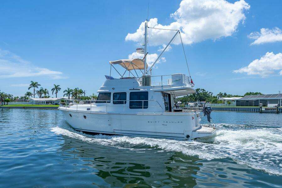 2015 Beneteau Swift Trawler 34