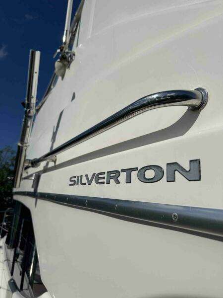 34c Silverton Port logo