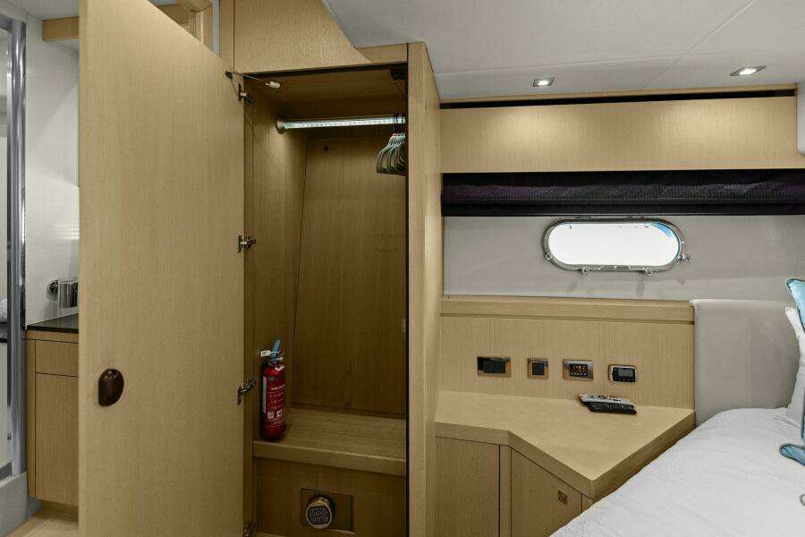 2013 Sunseeker 73 Manhattan