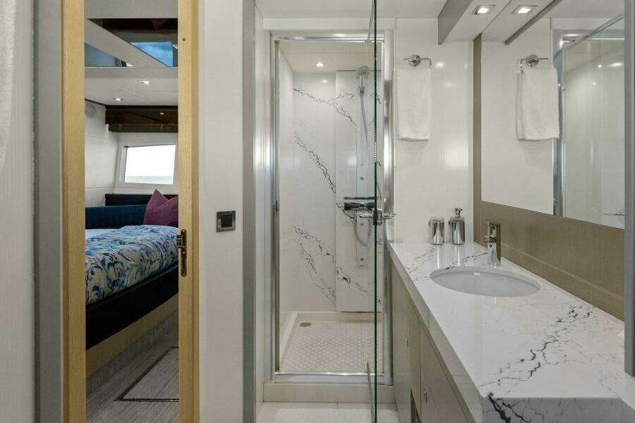 2013 Sunseeker 73 Manhattan