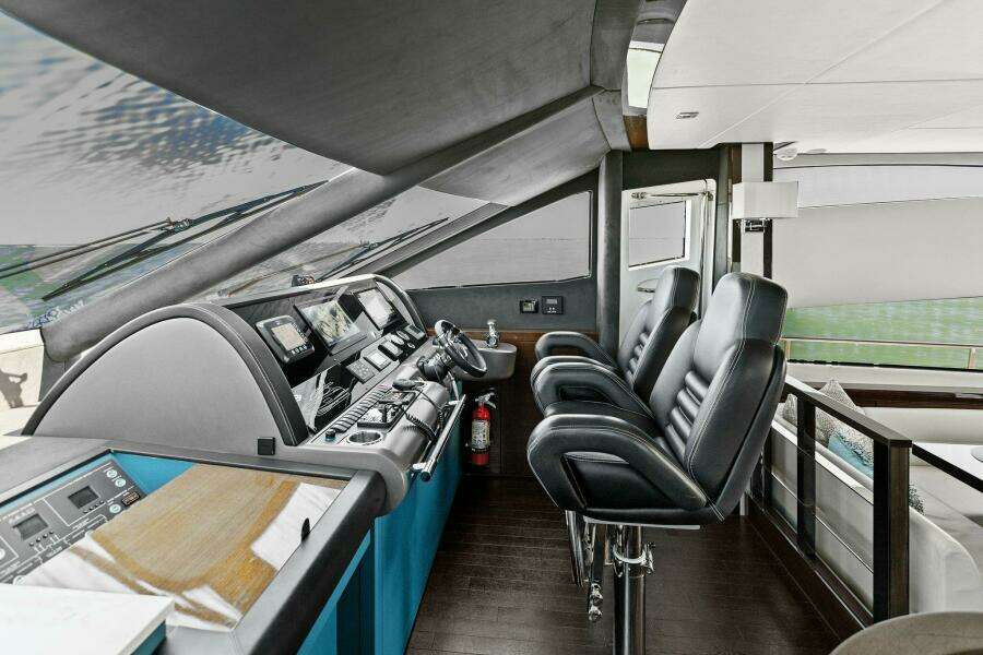 2013 Sunseeker 73 Manhattan