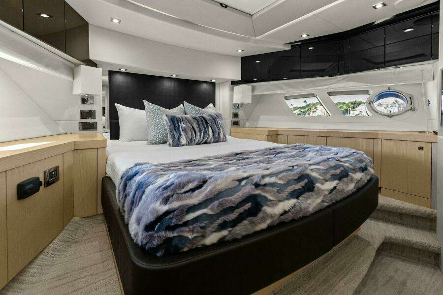 2013 Sunseeker 73 Manhattan