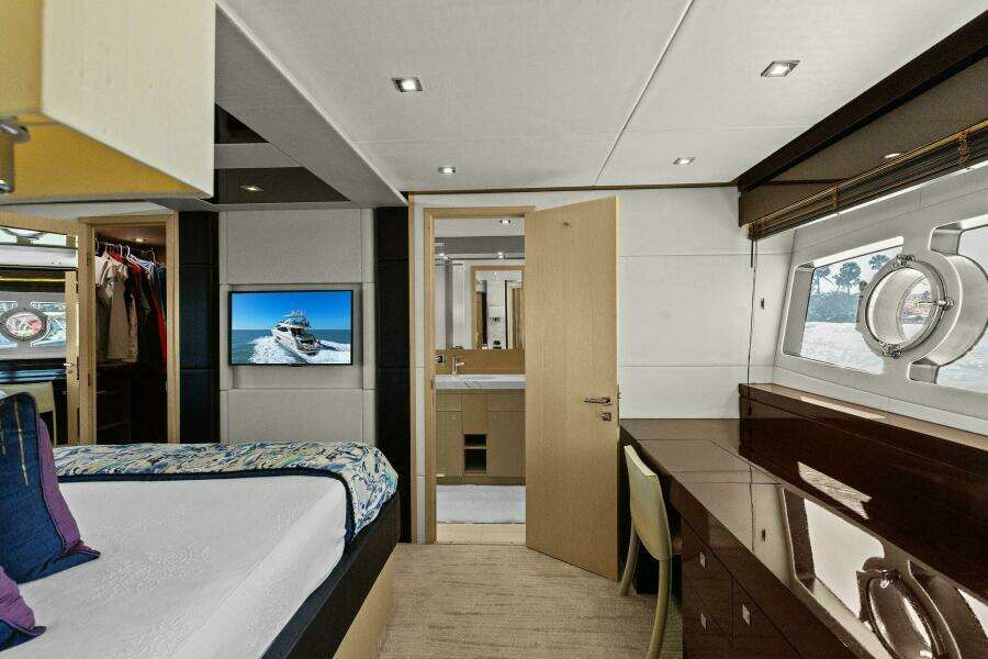 2013 Sunseeker 73 Manhattan