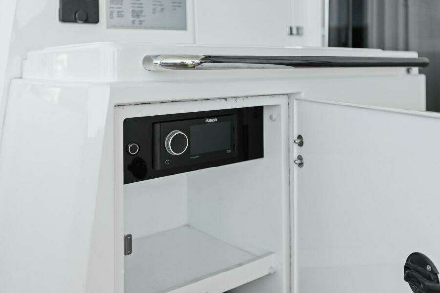 2013 Sunseeker 73 Manhattan