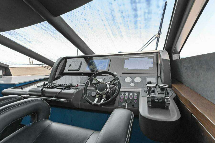 2013 Sunseeker 73 Manhattan