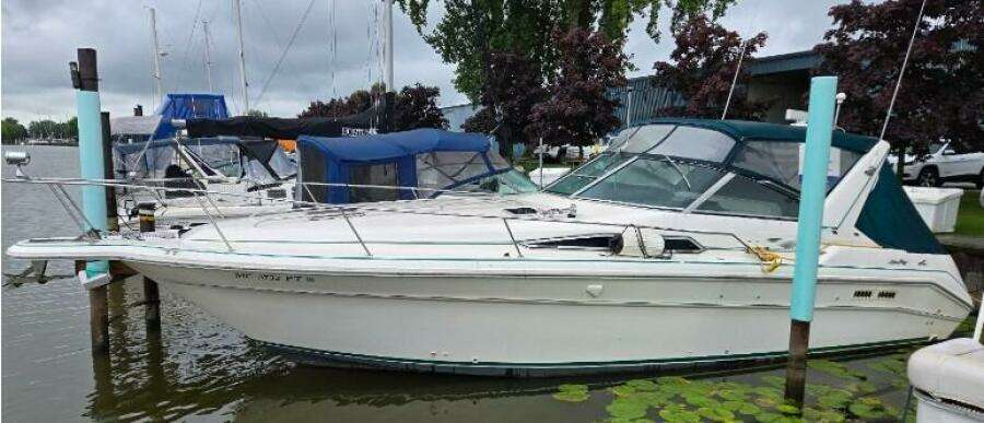 1993 Sea Ray 330 Sundancer