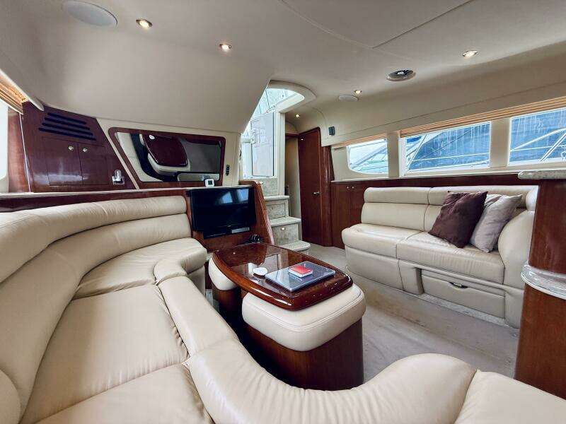 2003 Sea Ray 480 Motor Yacht
