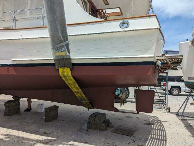 36' Grand Banks hauled out3