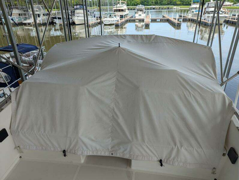36' Grand Banks flybridge covered
