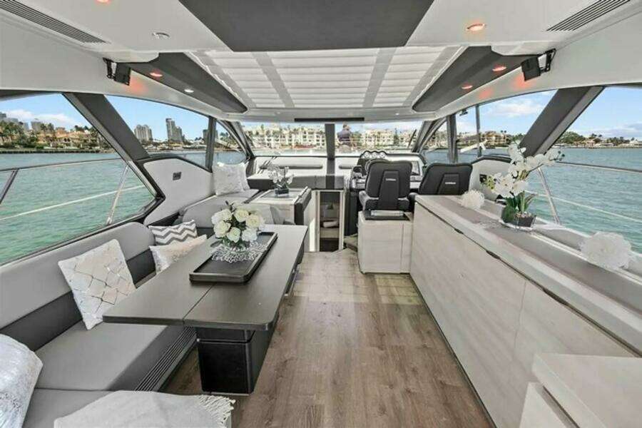 2015 Azimut 55S