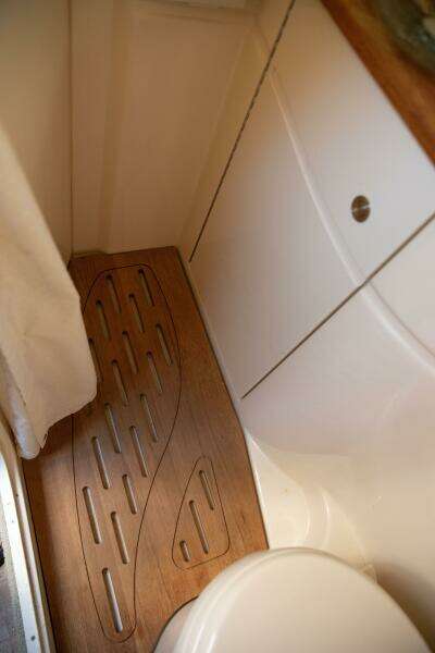 2016 Sea Ray 350 Sundancer